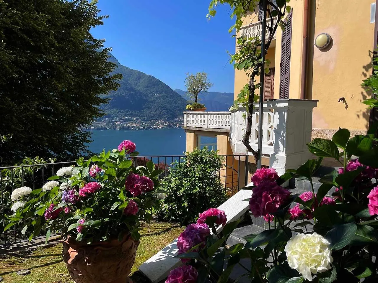 Lake Como Villa Ines Apartment Faggeto Lario Italy