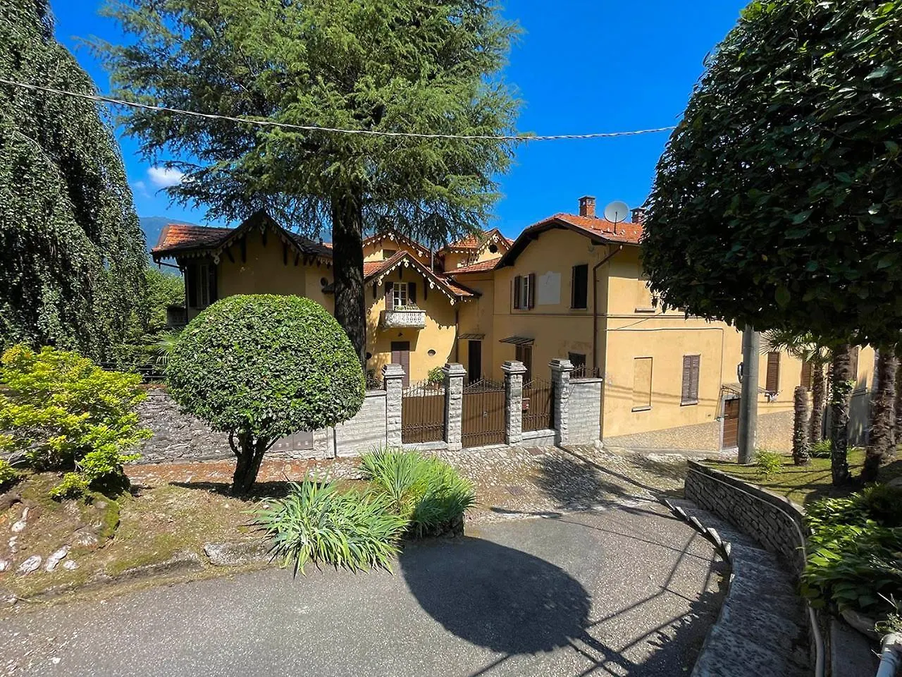 Lake Como Villa Ines Apartment Faggeto Lario Italy